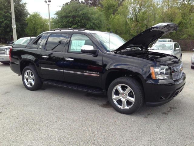 Chevrolet Avalanche 2013 photo 19