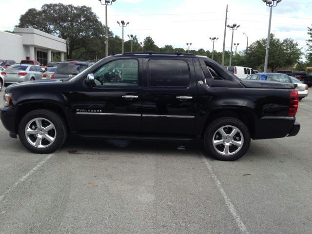 Chevrolet Avalanche 2013 photo 20