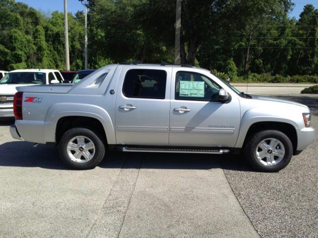 Chevrolet Avalanche 2013 photo 8