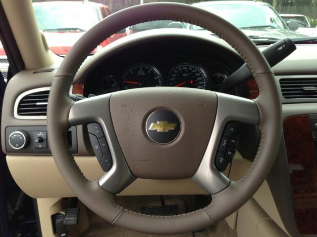 Chevrolet Avalanche 2013 photo 2