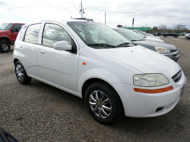 Chevrolet Aveo 2004 photo 4