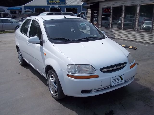 Chevrolet Aveo 2004 photo 4