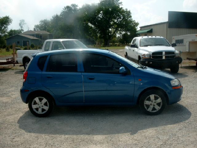 Chevrolet Aveo 2004 photo 8