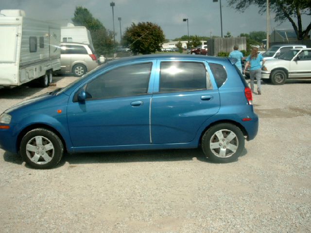 Chevrolet Aveo 2004 photo 9