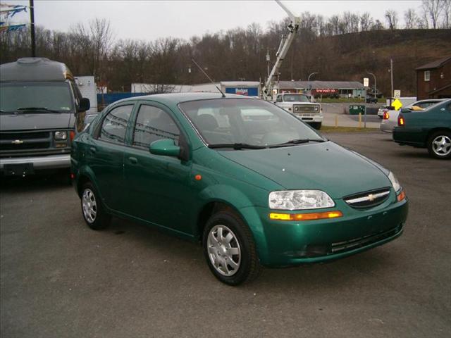 Chevrolet Aveo 2004 photo 2