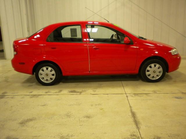 Chevrolet Aveo 2004 photo 2