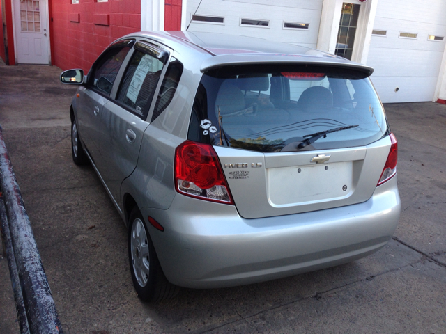 Chevrolet Aveo 2004 photo 3