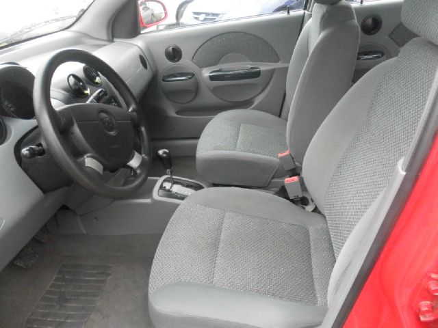 Chevrolet Aveo 2004 photo 9