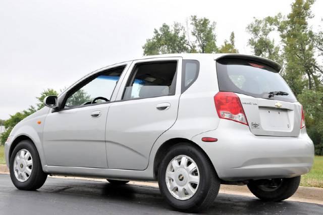 Chevrolet Aveo 2004 photo 3