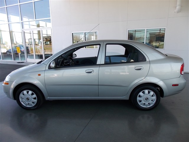 Chevrolet Aveo 2004 photo 4