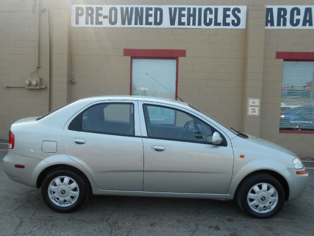 Chevrolet Aveo 2004 photo 3