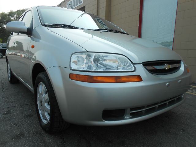 Chevrolet Aveo 2004 photo 4