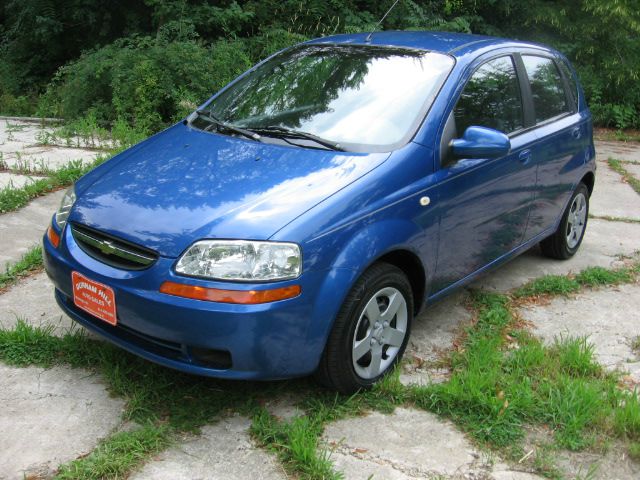 Chevrolet Aveo 2005 photo 2