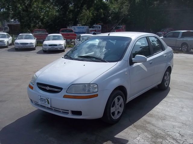 Chevrolet Aveo 2005 photo 2