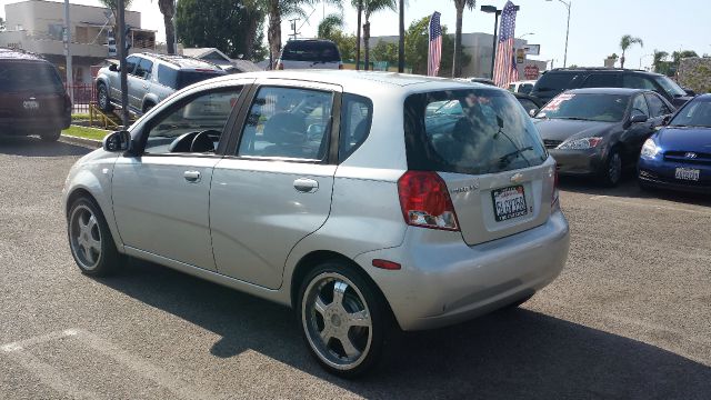 Chevrolet Aveo 2005 photo 2