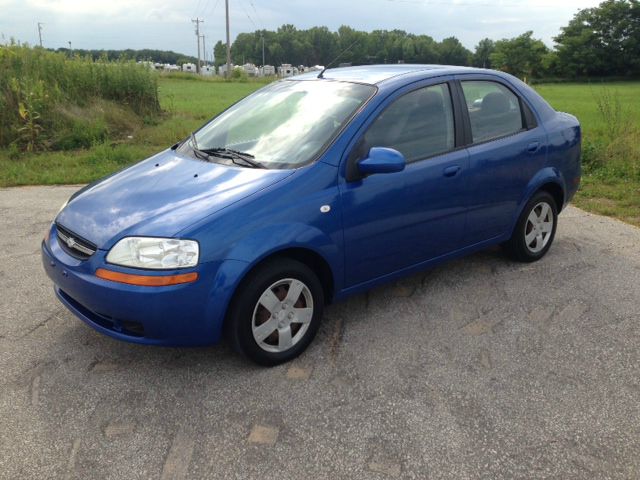 Chevrolet Aveo 3.2 Sedan 4dr Sedan