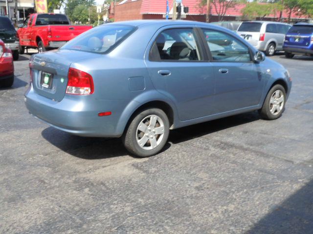 Chevrolet Aveo 2006 photo 2