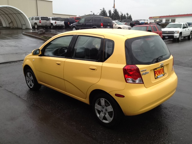 Chevrolet Aveo 4WD Crew Cab 143.5 LT W/1lt Unspecified