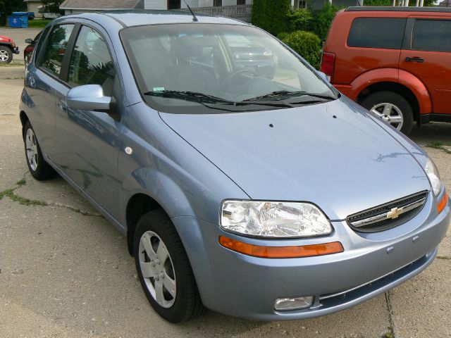 Chevrolet Aveo SLT Z-71 4X4 Hatchback