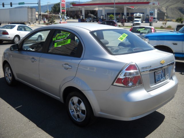 Chevrolet Aveo Limited Pickup 4D 5 1/2 Ft Sedan