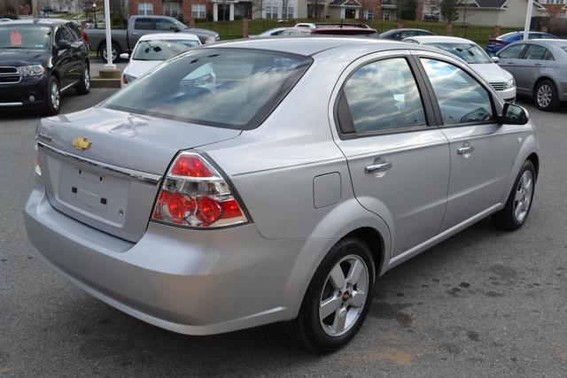 Chevrolet Aveo 2008 photo 3