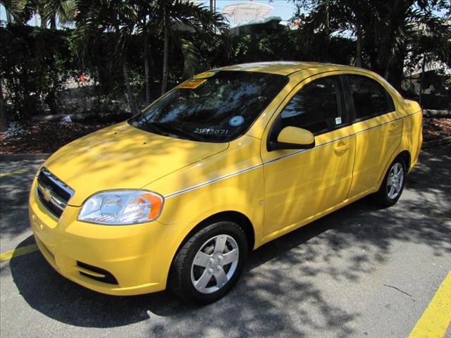 Chevrolet Aveo 4dr Sdn I4 CVT 2.5 Sedan