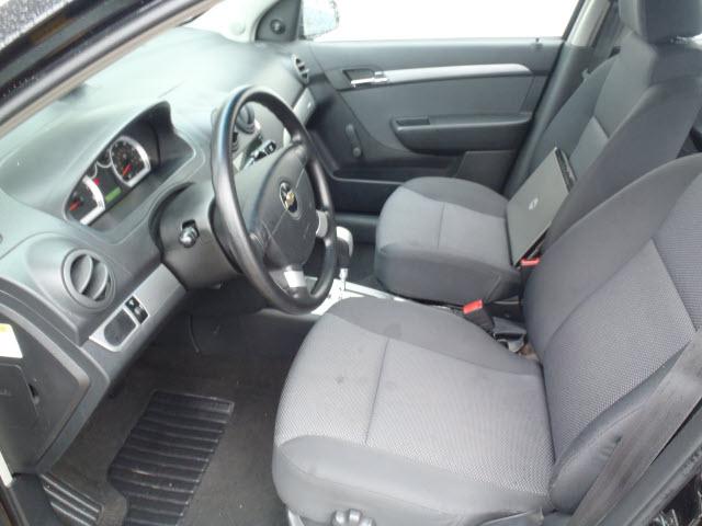 Chevrolet Aveo 2010 photo 3