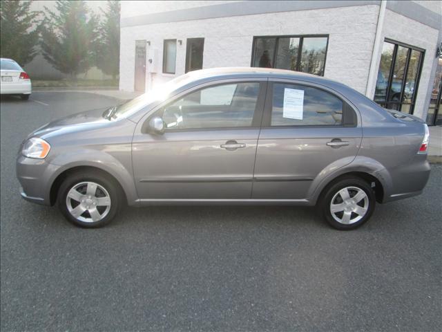 Chevrolet Aveo 2010 photo 2