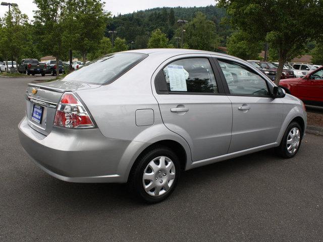 Chevrolet Aveo 2010 photo 4