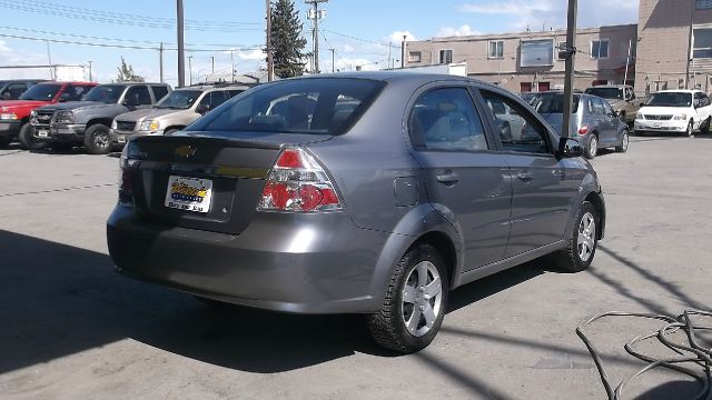 Chevrolet Aveo 2010 photo 3