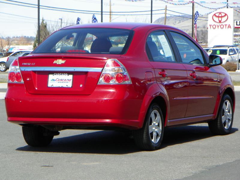 Chevrolet Aveo 2010 photo 3