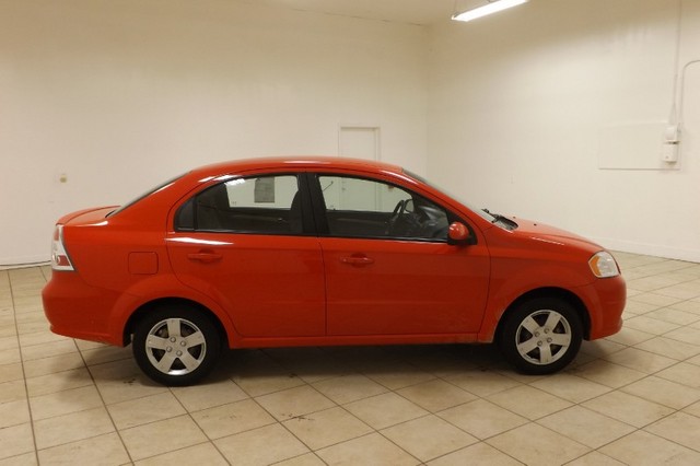 Chevrolet Aveo 2010 photo 4