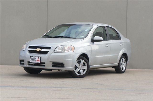 Chevrolet Aveo 4dr Sdn I4 CVT 2.5 Sedan