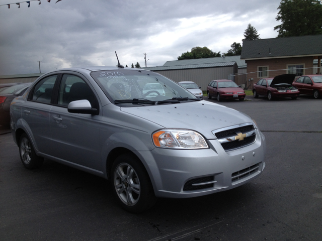 Chevrolet Aveo 2010 photo 2