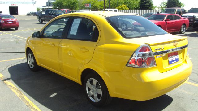 Chevrolet Aveo 2010 photo 3