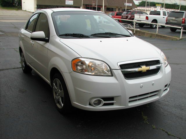 Chevrolet Aveo 2011 photo 12