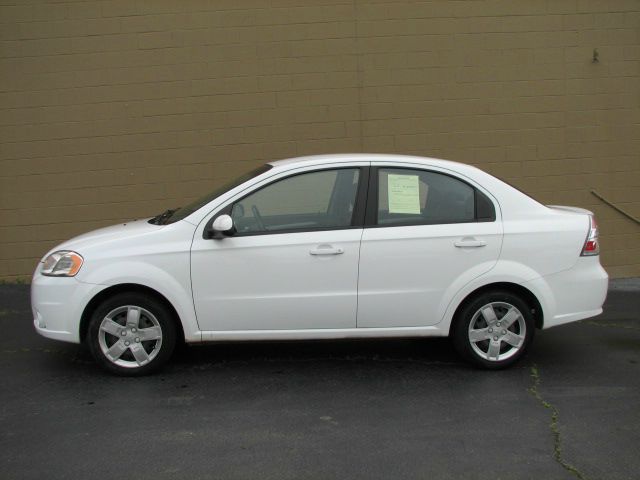 Chevrolet Aveo 2011 photo 14