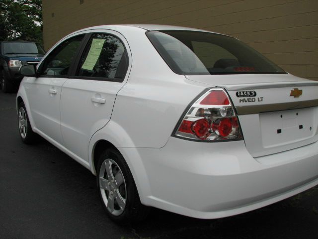 Chevrolet Aveo 2011 photo 8