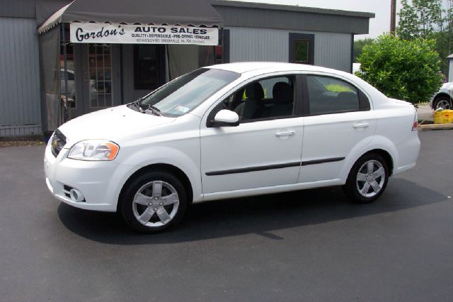 Chevrolet Aveo 2011 photo 4