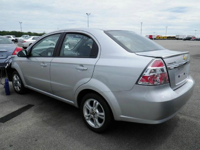 Chevrolet Aveo 2011 photo 3