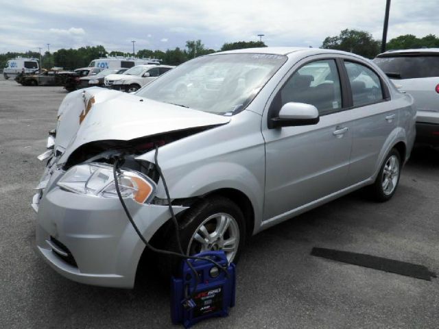 Chevrolet Aveo 2011 photo 4