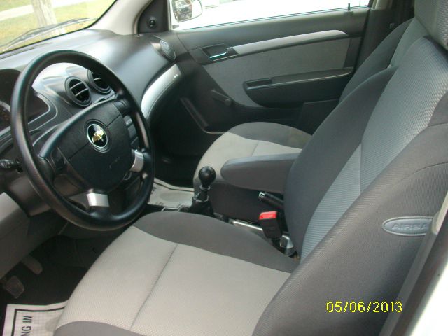 Chevrolet Aveo 2011 photo 1