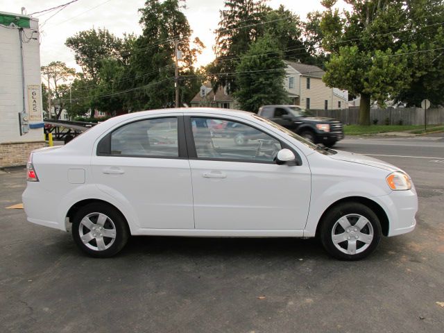 Chevrolet Aveo 2011 photo 3