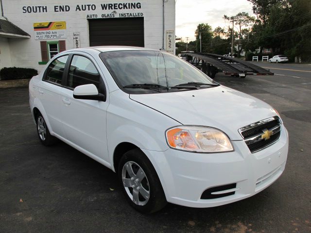 Chevrolet Aveo 2011 photo 4