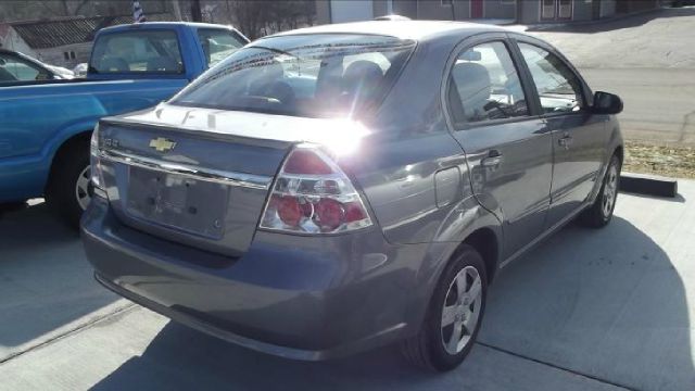 Chevrolet Aveo 2011 photo 4