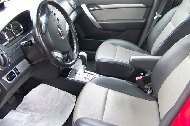 Chevrolet Aveo 2011 photo 1