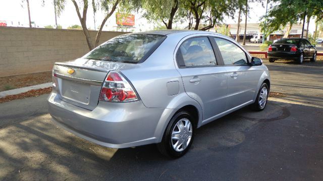 Chevrolet Aveo 2011 photo 1