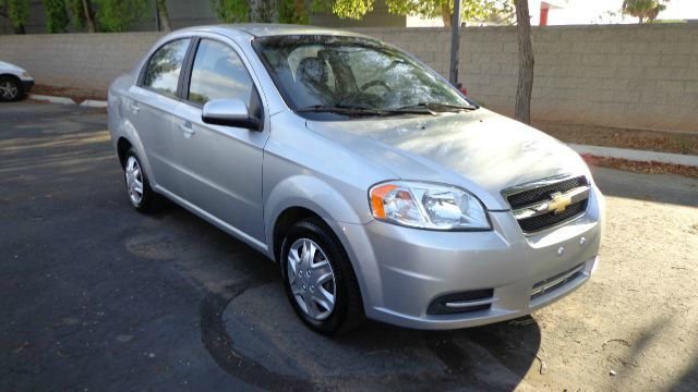 Chevrolet Aveo 2011 photo 2