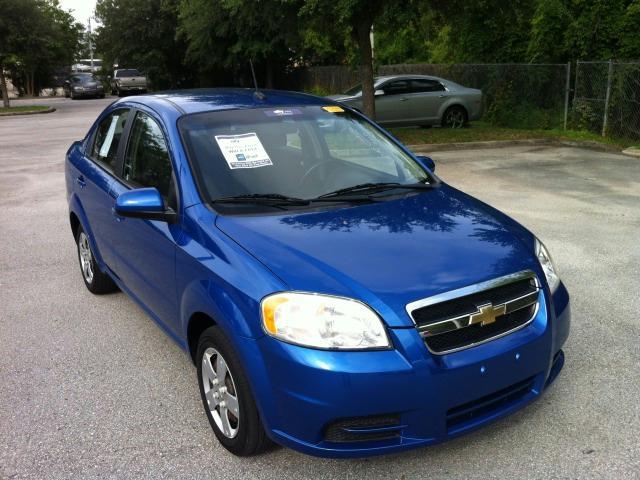 Chevrolet Aveo 2011 photo 4