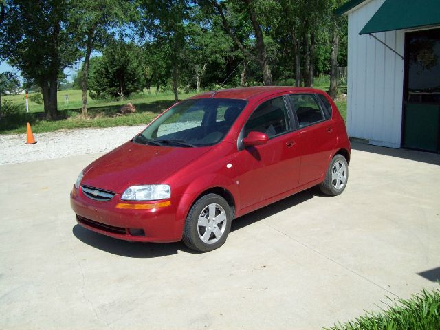 Chevrolet Aveo5 2007 photo 9